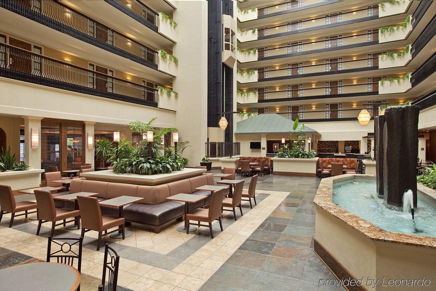 Embassy Suites By Hilton Колумбус Ресторан фото