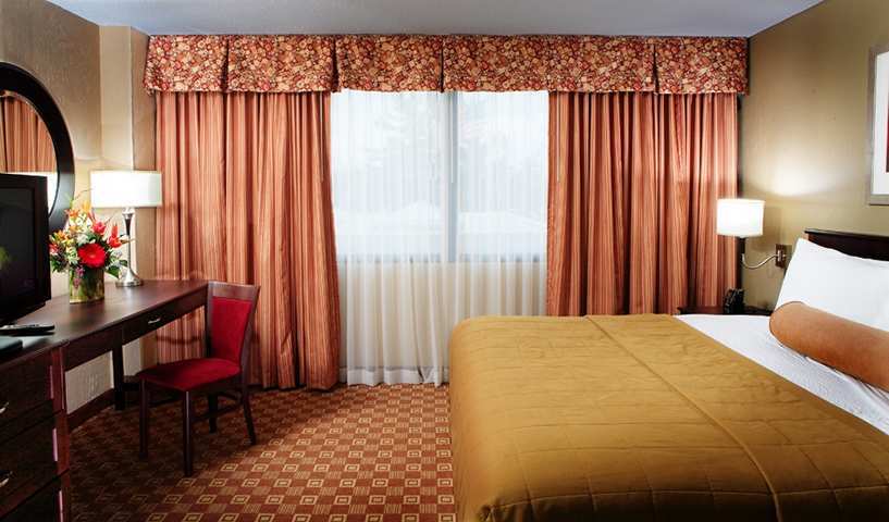 Embassy Suites By Hilton Колумбус Номер фото